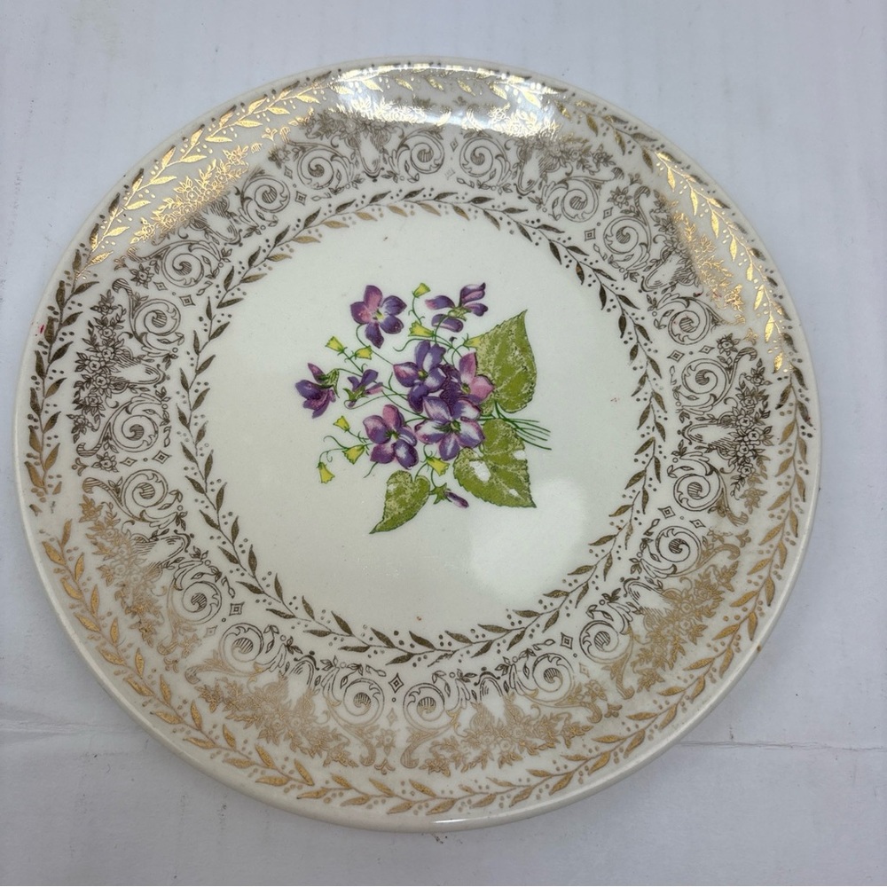 Vintage Cunningham & Pickett Floral Saucer Springviolet Purple Floral Gold